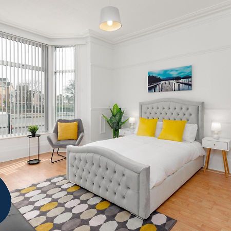 Flatzy - 6 Bed Oasis Close To Football Stadiums Liverpool Esterno foto