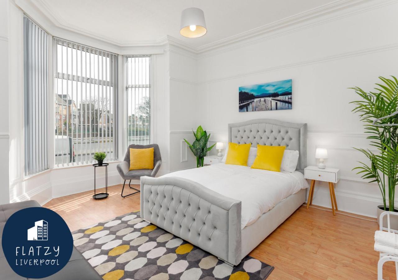 Flatzy - 6 Bed Oasis Close To Football Stadiums Liverpool Esterno foto