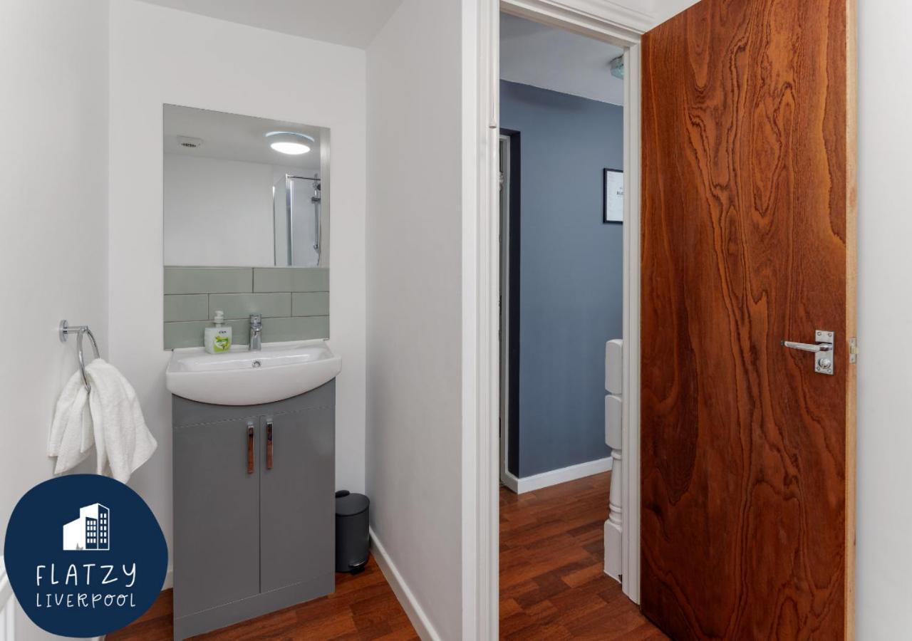 Flatzy - 6 Bed Oasis Close To Football Stadiums Liverpool Esterno foto