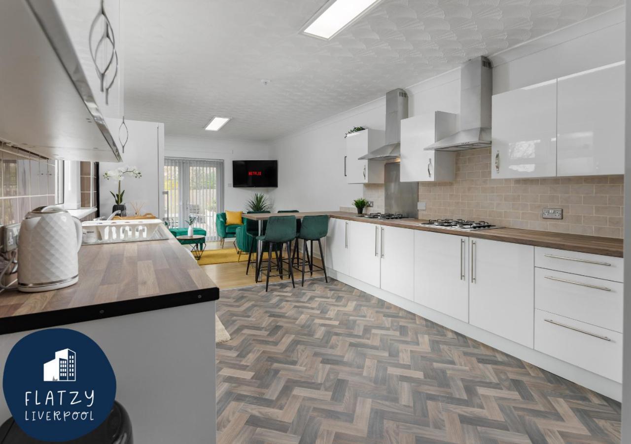 Flatzy - 6 Bed Oasis Close To Football Stadiums Liverpool Esterno foto